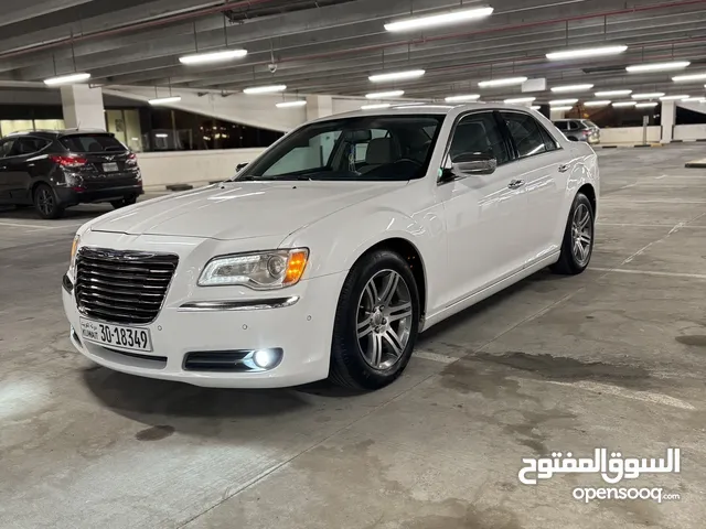 Used Chrysler 300 in Kuwait City