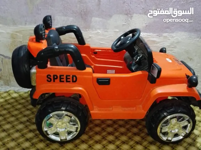 سيارة اطفال على الشحن مع تحكم عن بعد