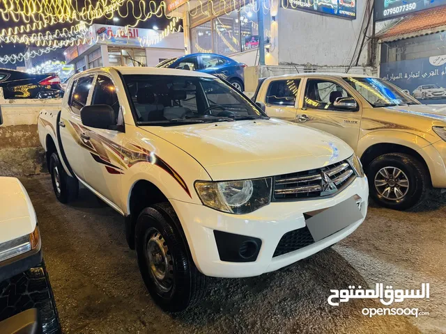 L200 2015 بحالة الوكاله متسوبيشي