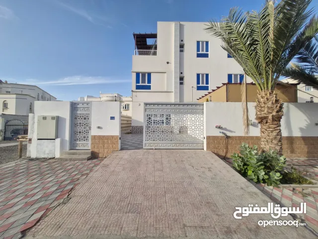 6 BR Brand New Amazing Villa in Wattayah