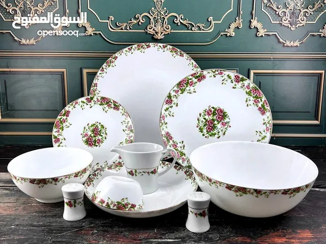 "أحدث أطقم أدوات المائدة"