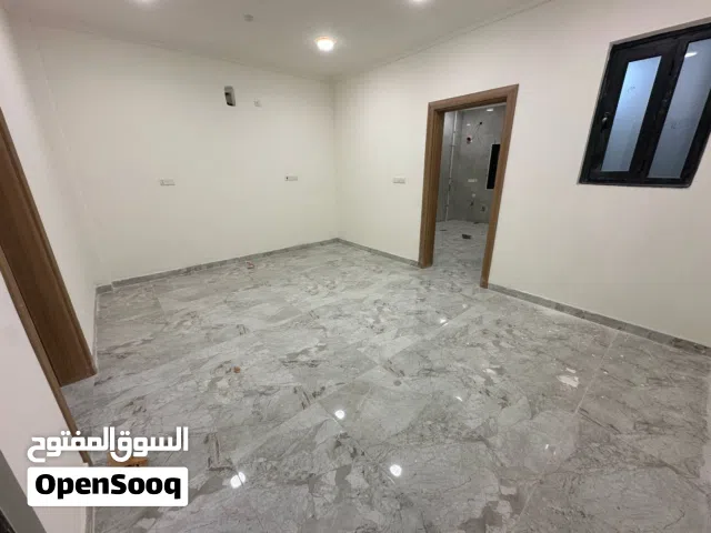 100 m2 1 Bedroom Apartments for Rent in Basra Jubaileh