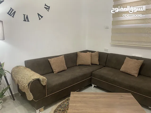 صالون للبيع حالته ممتازة