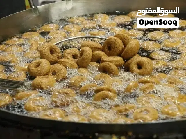 يوجد لدينا افضل معلمين الفلافل والشبس عمل مضمون