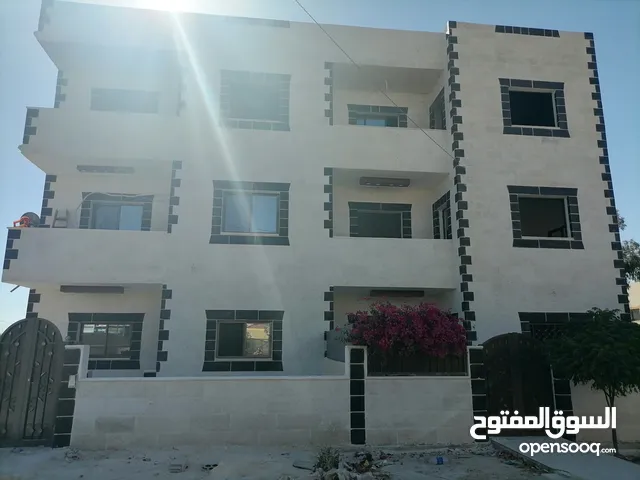 134 m2 3 Bedrooms Apartments for Sale in Zarqa Al Hashemieh