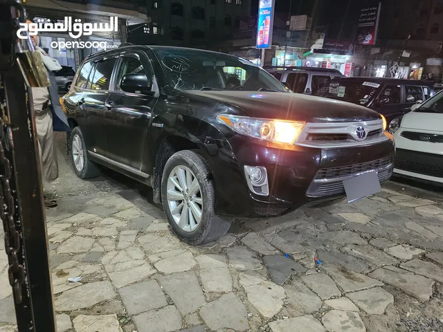 Used Toyota Highlander in Sana'a