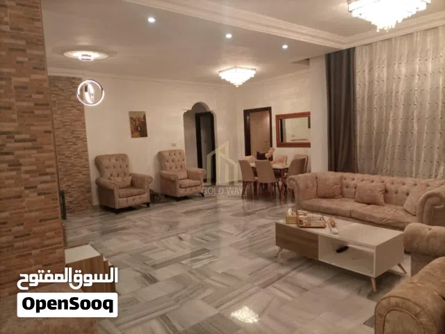 خلف مدارس فيلادلفيا شقة طابق ثالث 160م في أجمل مناطق دير غبار / ref 1310