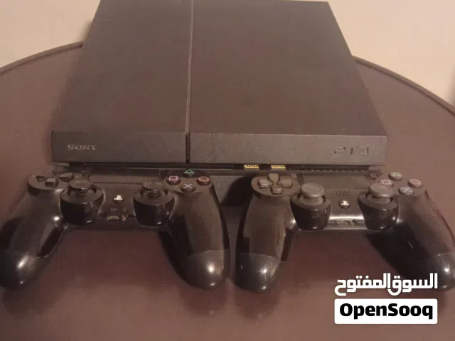 بلاي ستيشن 4 فات 1000 جيجا مستعمل تبديل على ايفون 11