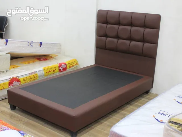 سرير مفرد ونص فندقي منجد واللون والموديل من اختياركم بكفالة شاملة 3 سنوات