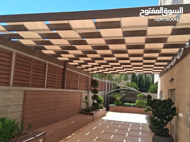 أربعة مظلات للبيع خشب صناعي نخب اول