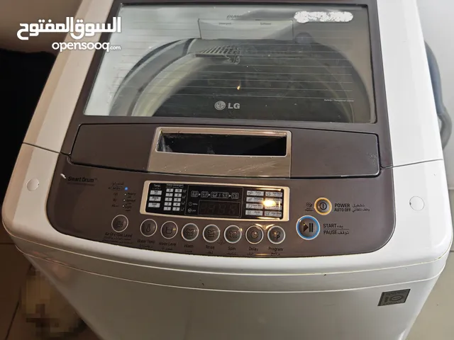 غسالة ملابس اتوماتيكية LG