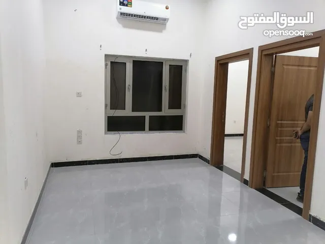 100 m2 2 Bedrooms Apartments for Rent in Basra Other