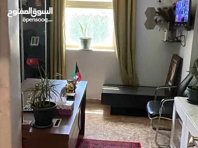 للبيع معهد مساج دور اول كامل
