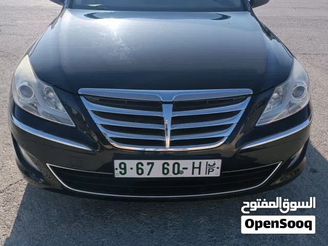 هيونداي جينيسس 2013