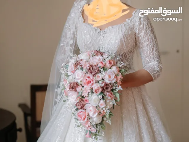 Wedding ball gown Cinderella style ( matching veil) - Ivory color