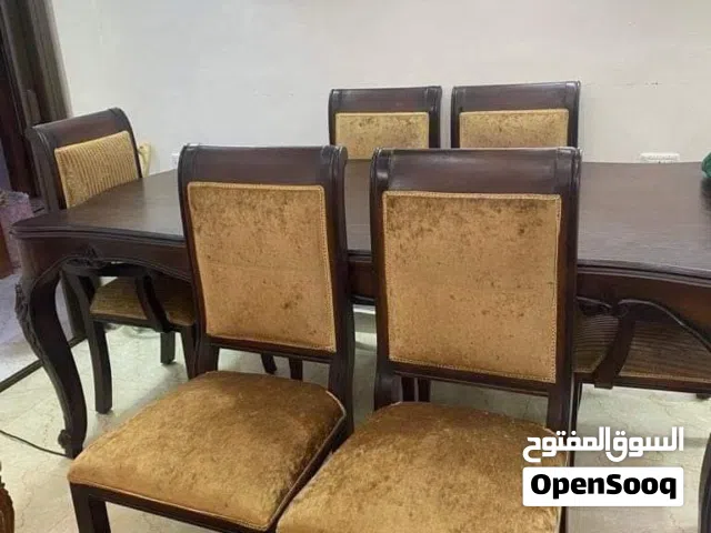 للبيع طاولة سفرة بحالة ممتازة  طاولة سفرة أنيقه