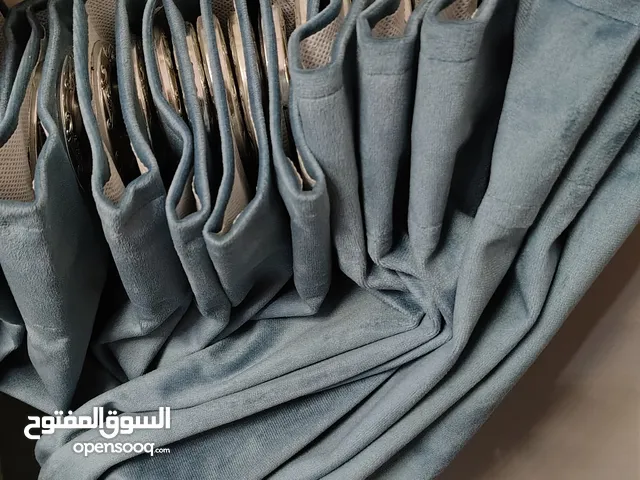 ستائر تركوازي مخمل مترين عرض في ثلاث امتار الطول