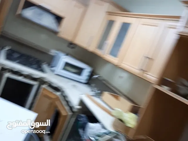 3 Bedrooms Chalet for Rent in Tripoli Khallet Alforjan