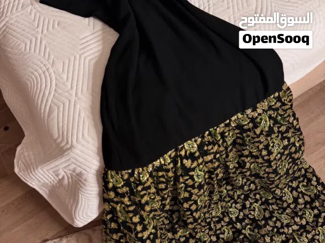 بيع ملابس خليجية مستعملة نظيف