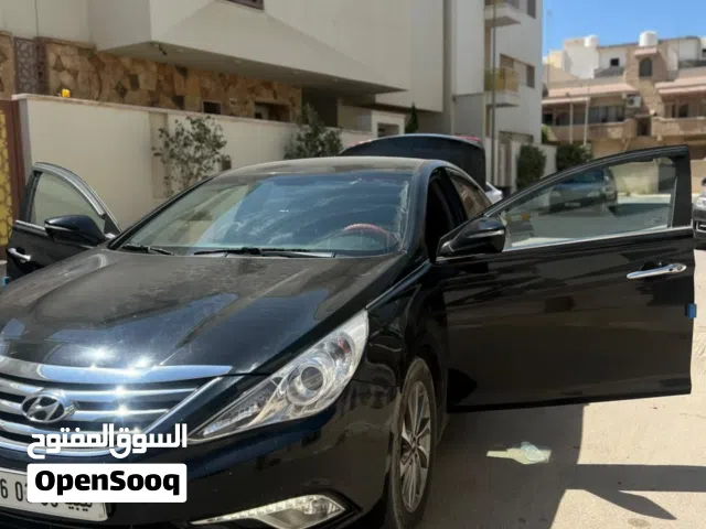 Used Hyundai Sonata in Tripoli