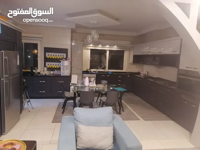 235 m2 3 Bedrooms Apartments for Rent in Amman Airport Road - Manaseer Gs