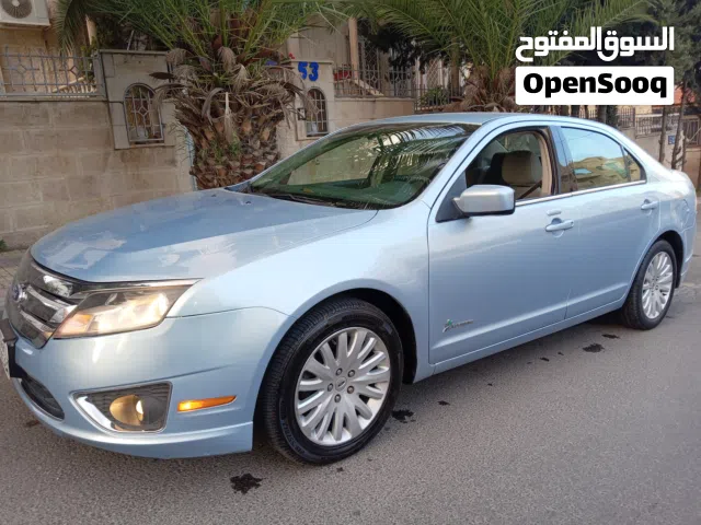 2010, فورد, فيوجن, Standard