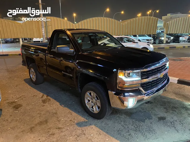 Used Chevrolet Silverado in Kuwait City