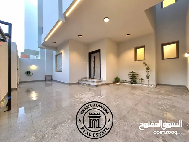 360 m2 3 Bedrooms Villa for Sale in Tripoli Al-Serraj