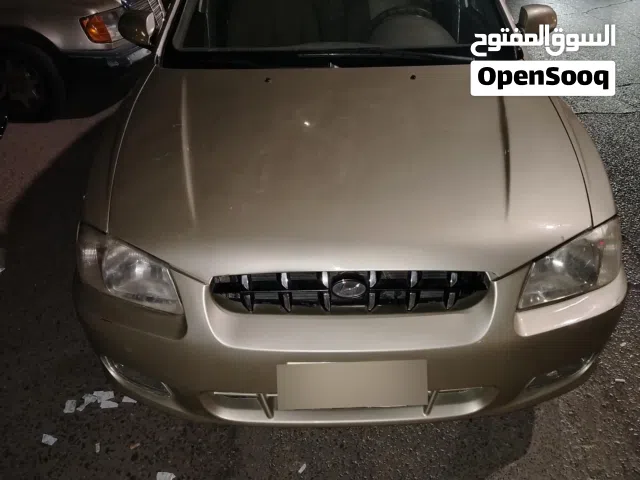 1999 هيونداي فيرنا S