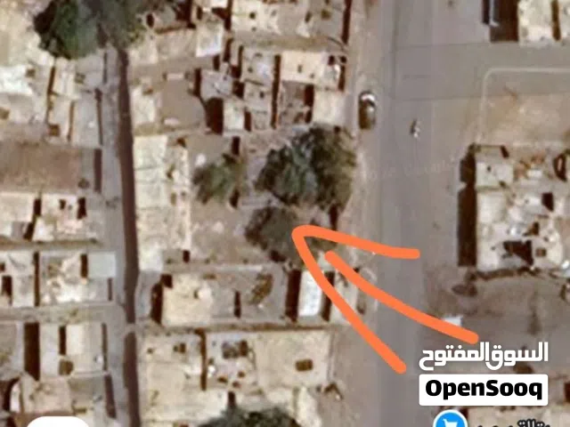 14 ft² 3 Bedrooms Townhouse for Rent in Al Hudaydah Al-Hali