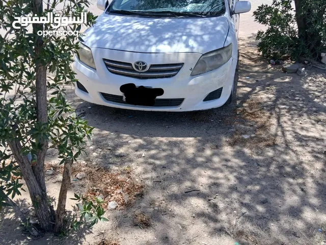 للبيع تويوتا كورولا 2010 بحالة جيدة جدا
