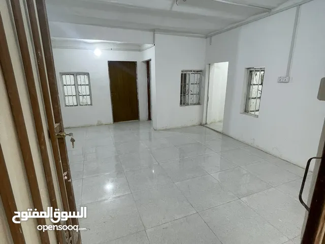 120 m2 3 Bedrooms Townhouse for Sale in Basra Al-Hayyaniyah