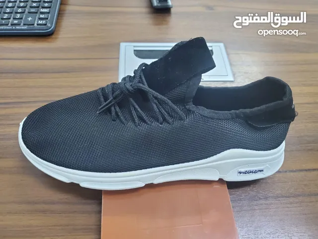 39 Casual Shoes in Ajman