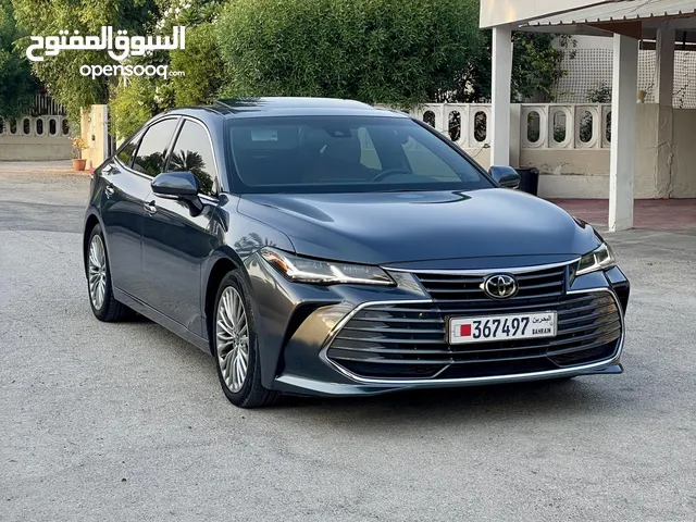 2022 Toyota Avalon Limited (under warranty)