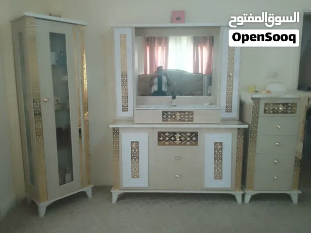 غرفه نوم باستخدام شهر
