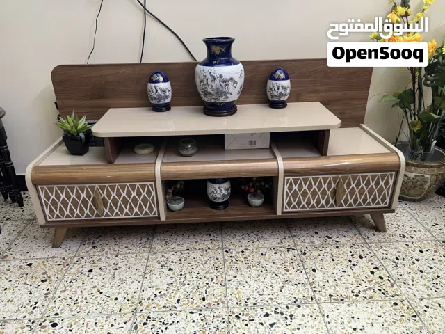 ميز بلازما خشبي