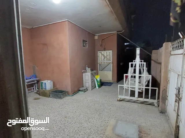 110 m2 3 Bedrooms Villa for Rent in Basra Al-Basrah Al-Qadimah