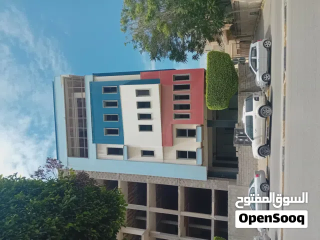 مبنى  تجاري  للبيع  شارع الجمهورية