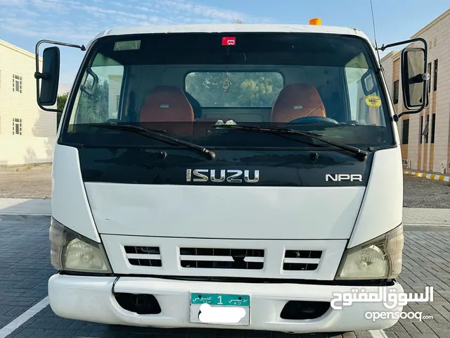 ISUZU NPR RECOVERY 2008