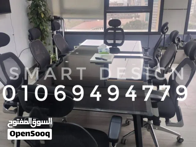 ترابيزات إجتماعات مودرن زجاج سيكوريت شاسيه معدن اليكتروستاتيك متاح جميع المقاسات