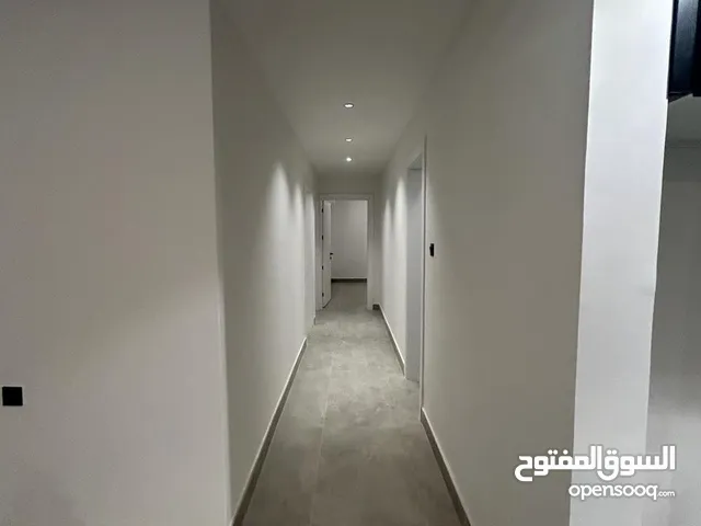 144 m2 3 Bedrooms Apartments for Rent in Al Riyadh Al Taawun