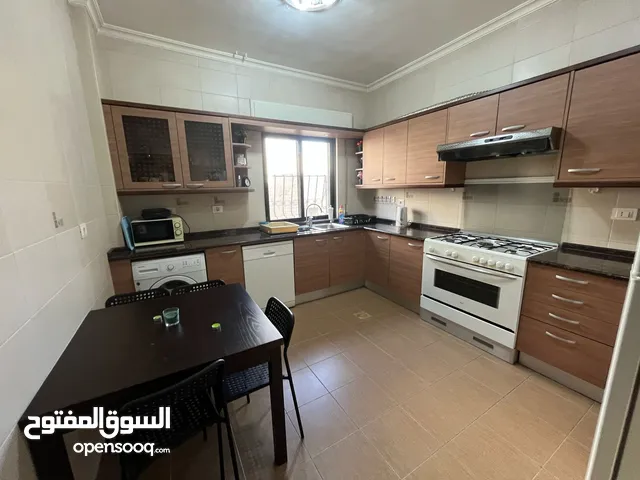 شقة 2 نوم مفروشة للايجار ( Property 42128 )-174962660