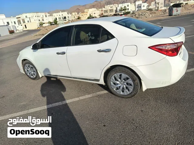 2019 تويوتا كورولا LE