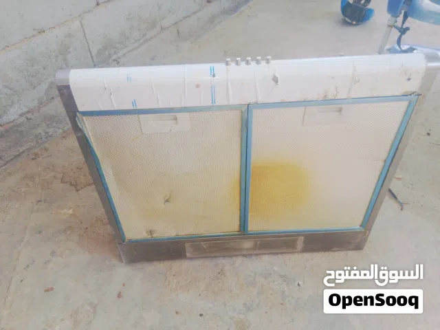 شاحبه دهون ودخان وروائح كلشي يسحب مال مطبخ كلش قويه نظيف وقويه قليل ستخدم