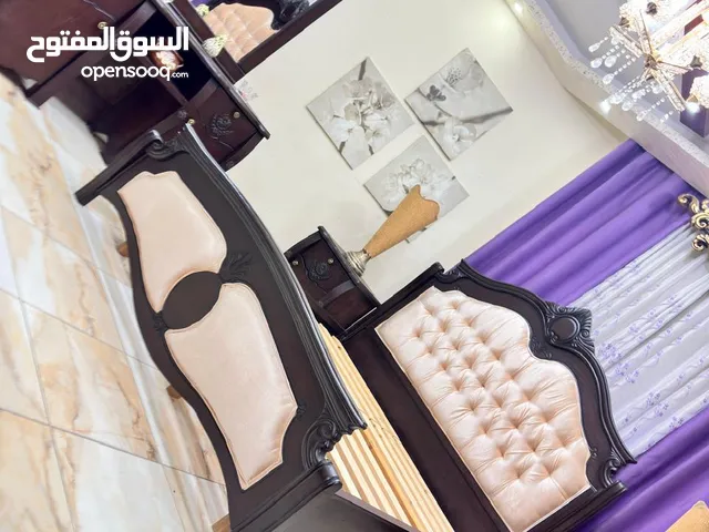 غرفة نوم ماستر classic خشب زان ولاتيه تفصيل دهان جوزي امريكي قشرة بلوط للبيع بسعررر مغررري جدآ 499 د