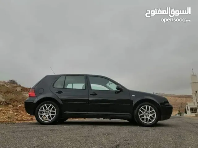 Volkswagen Golf MK 2002 in Amman