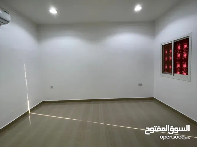 66 m2 Studio Apartments for Rent in Al Ain Al Khabisi