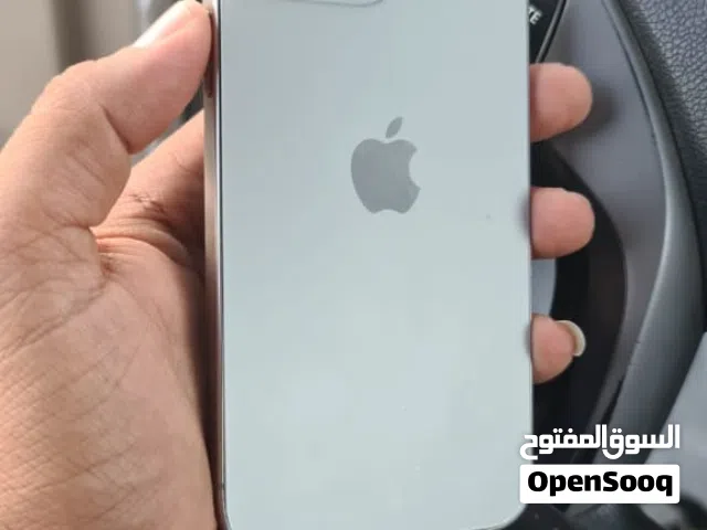 Apple iPhone 15 Pro Max 256 GB in Al Riyadh