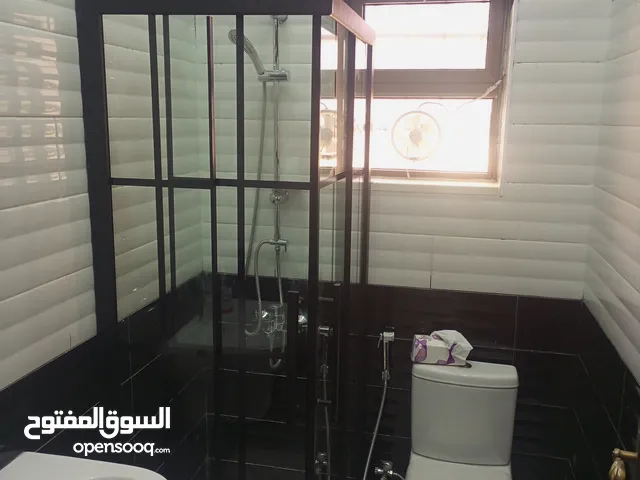 تركيب السيكوريت والشور بوكس وجميع أعمال الزجاج والألمنيوم بجودة عالية"
