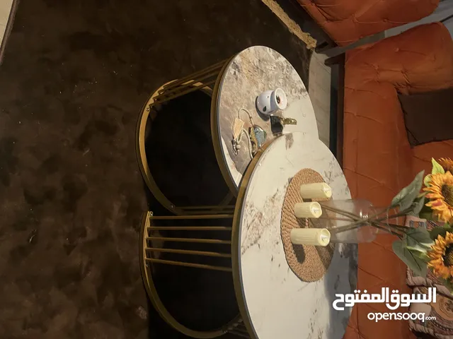 طاولات وسط